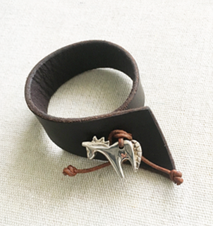 hoofbeat horse bracelet